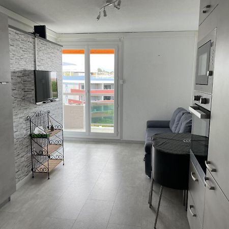 Bormes-Les-Mimosas - Appart 25M2 Avec Balcon - 4P Exterior foto